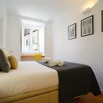 Amazing Vintage Flat In Principe Real Διαμέρισμα