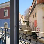 Amazing Vintage Flat In Principe Real Lisboa