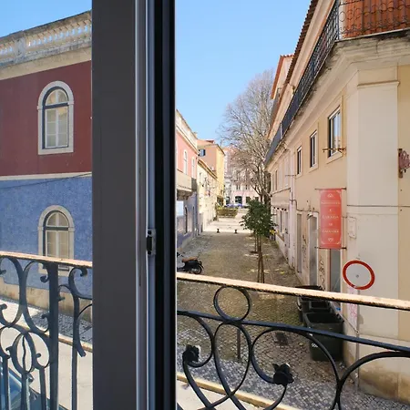 Amazing Vintage Flat In Principe Real Lisboa