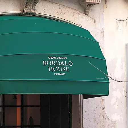 Amazing Vintage Flat In Principe Real * Lisboa