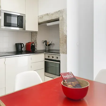 Amazing Vintage Flat In Principe Real Lisbon