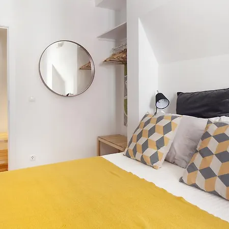 Amazing Vintage Flat In Principe Real Lisbon Apartment Lisbon