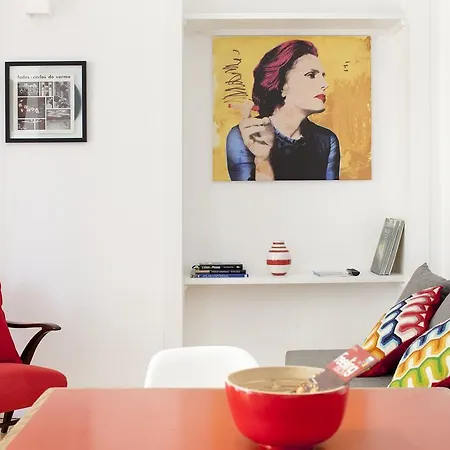 Amazing Vintage Flat In Principe Real Lisbon *