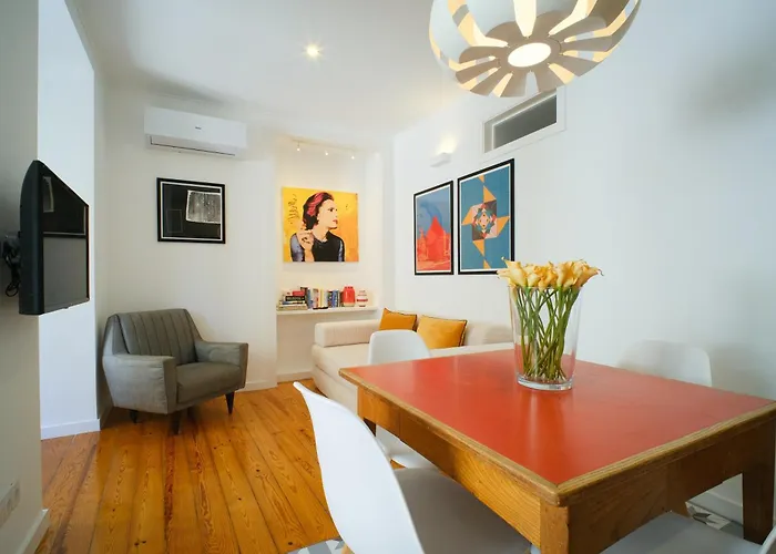 Amazing Vintage Flat In Principe Real * Lisboa