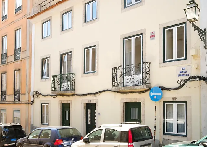 Amazing Vintage Flat In Principe Real Lisboa