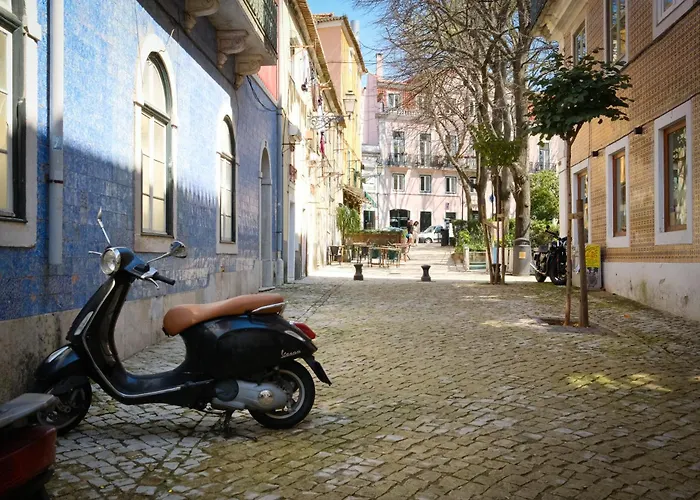 Amazing Vintage Flat In Principe Real *