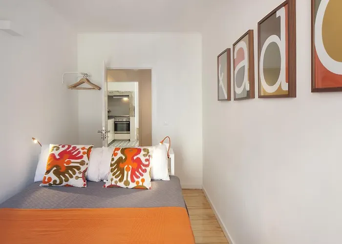 Amazing Vintage Flat In Principe Real