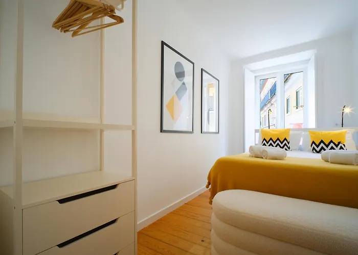 Daire Amazing Vintage Flat In Principe Real