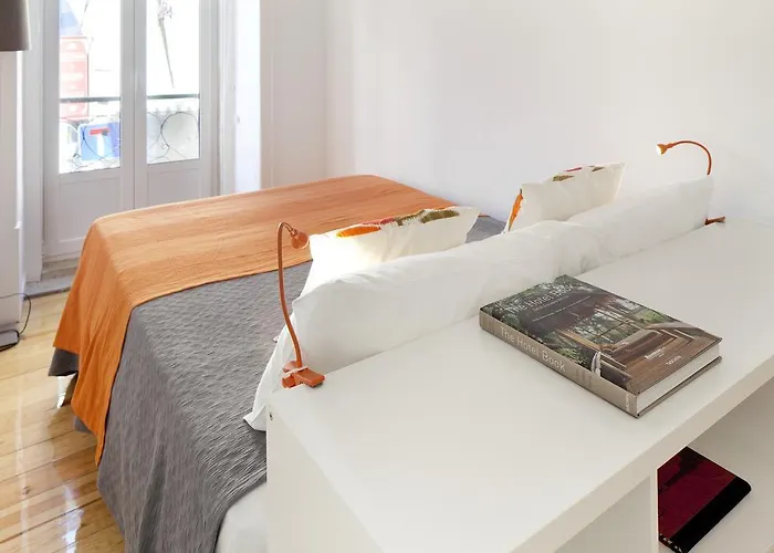 Daire Amazing Vintage Flat In Principe Real
